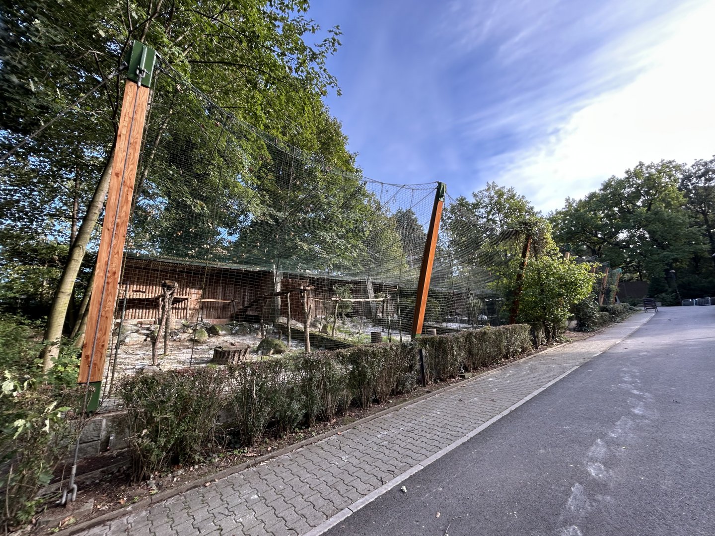 Raptor Aviaries (empty)