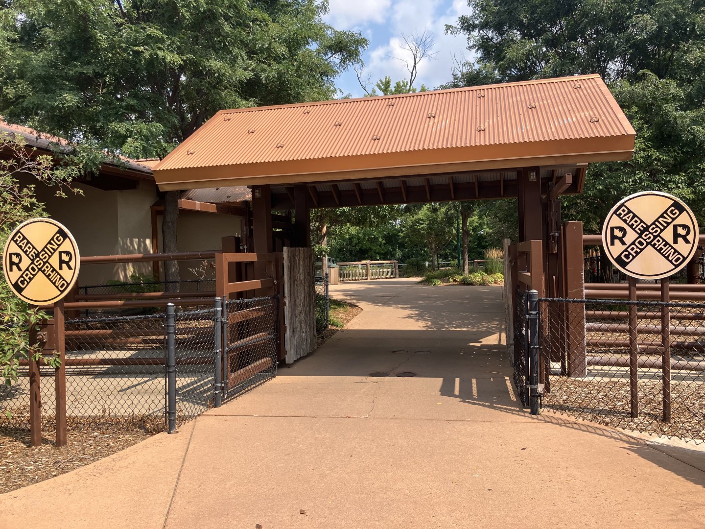 Rare Rhinos of Africa - Rare Rhino Crossing