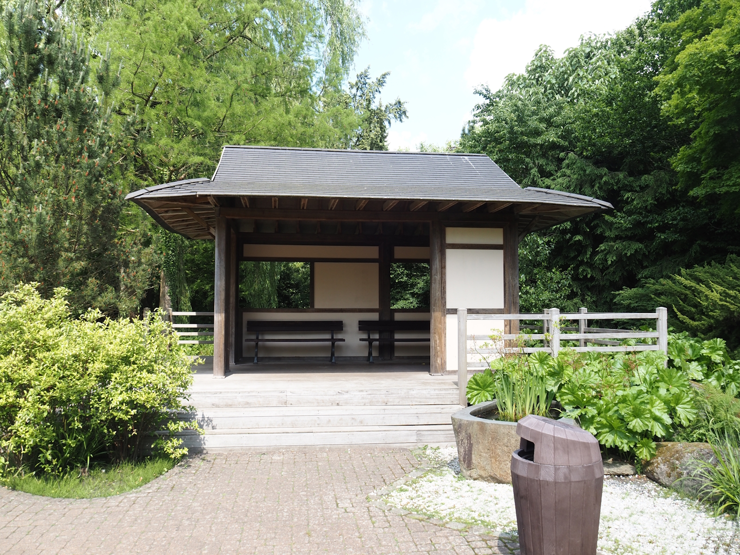 Red-crowned crane viewing pavilion, 2024-05-23
