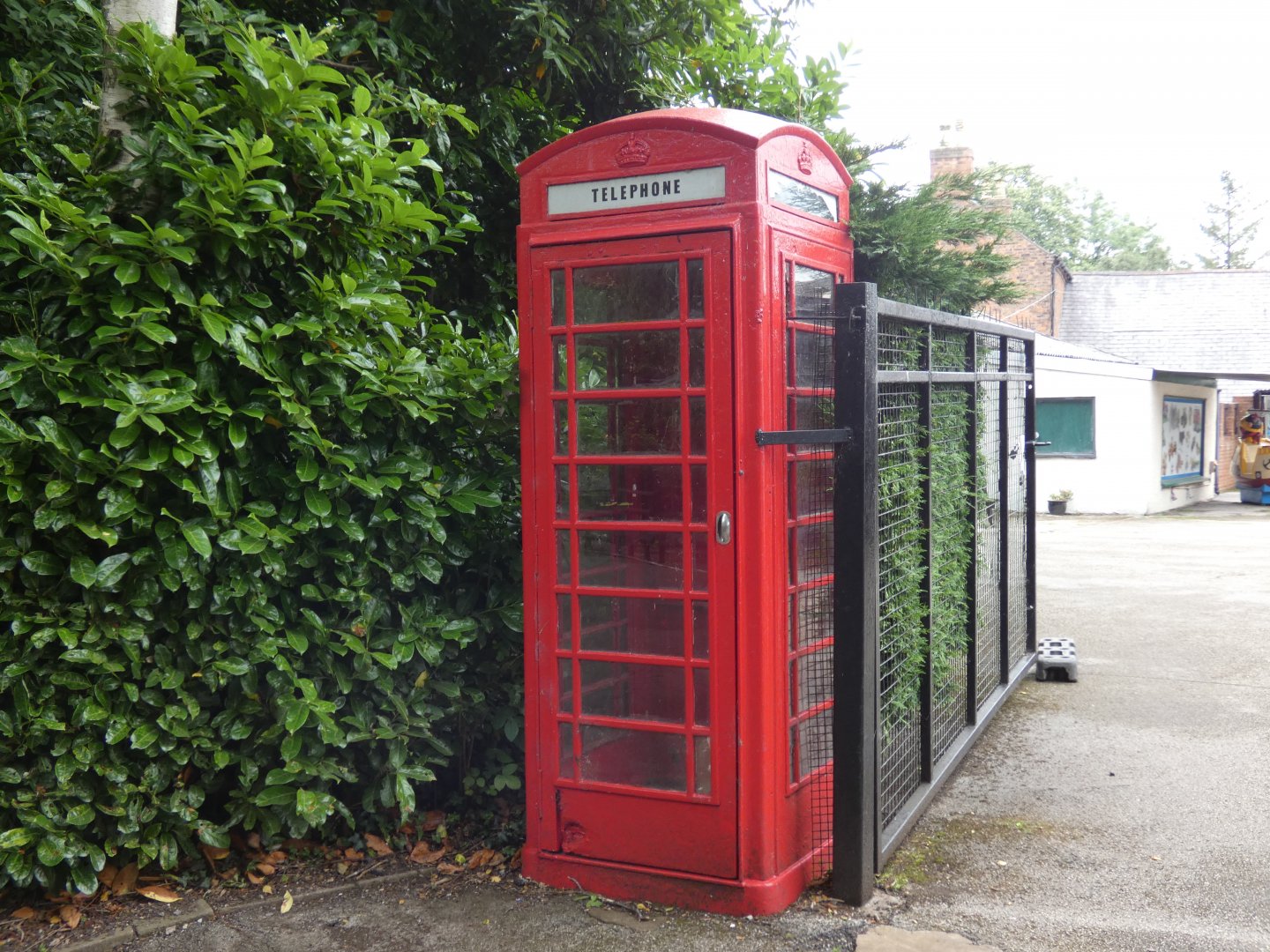 Red phone box (Greenacres Animal Park)