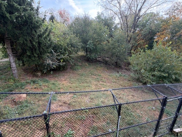 red wolf enclosure