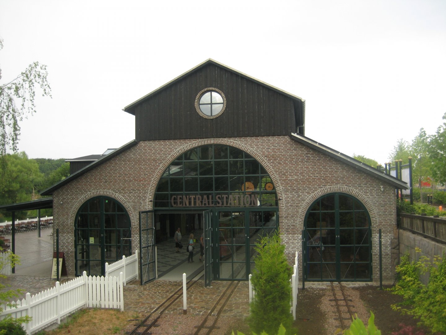 Ree Park - "Central Station"