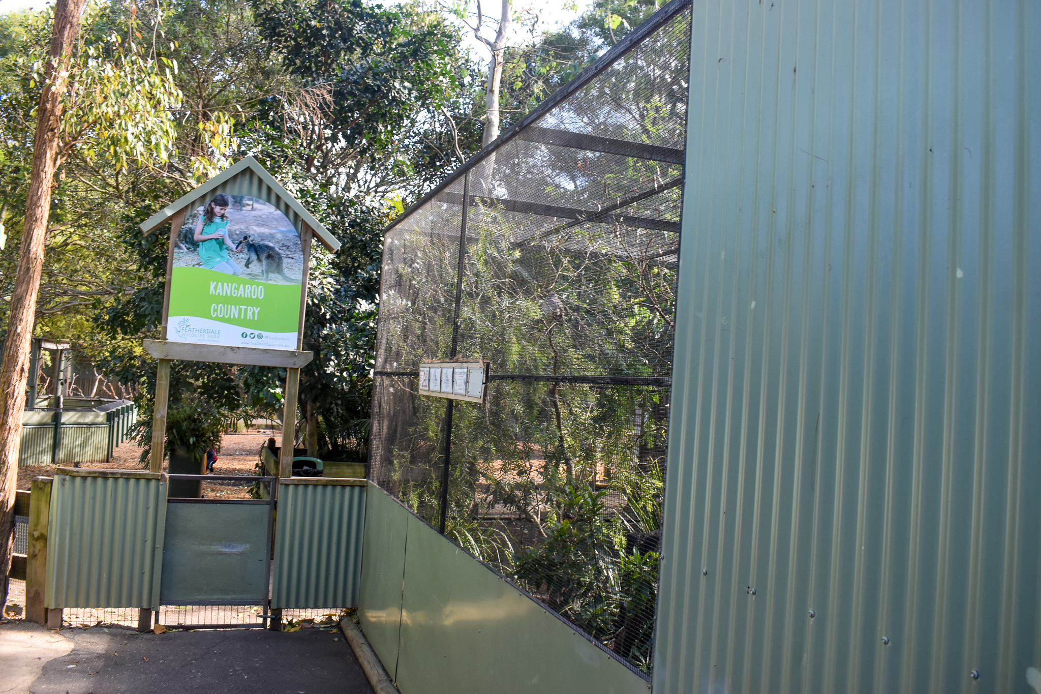 Regent Honeyeater Aviary