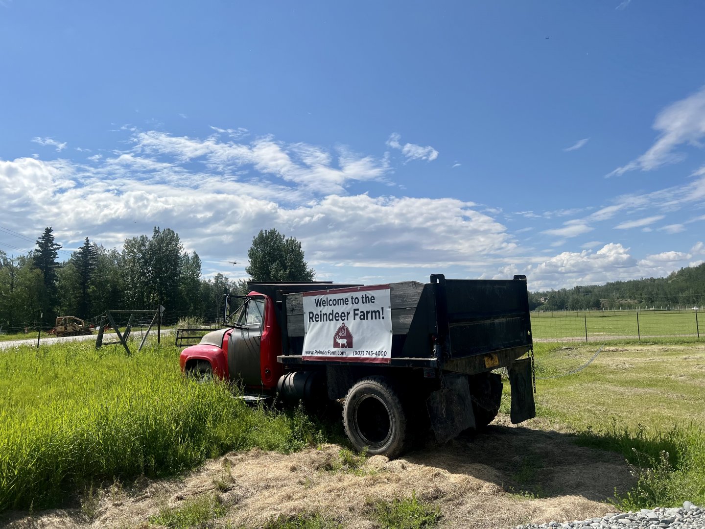 Reindeer Farm entrance
