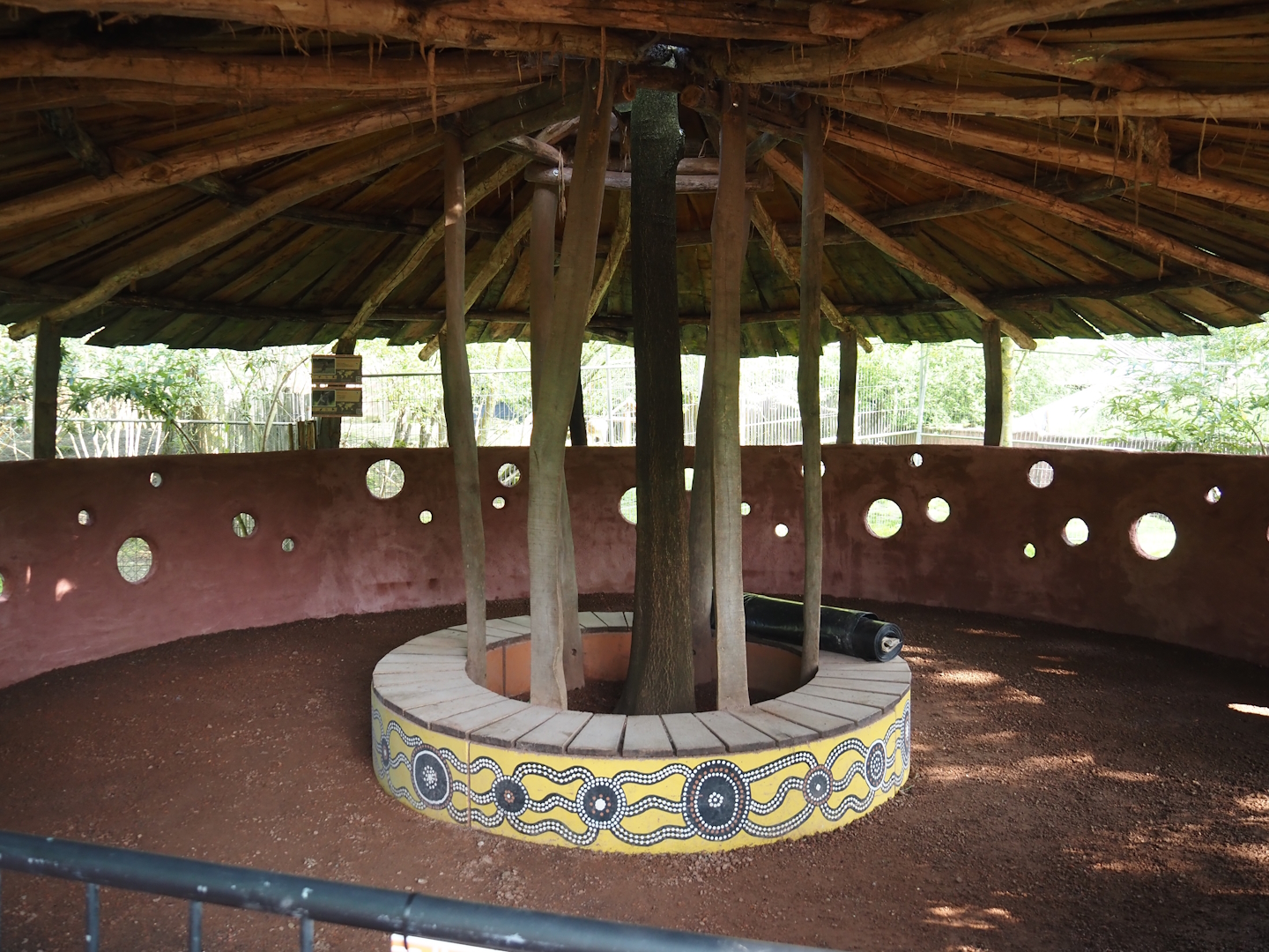 Renovation of Emu/Kangaroo/Wallaby viewing area, 2024-05-10