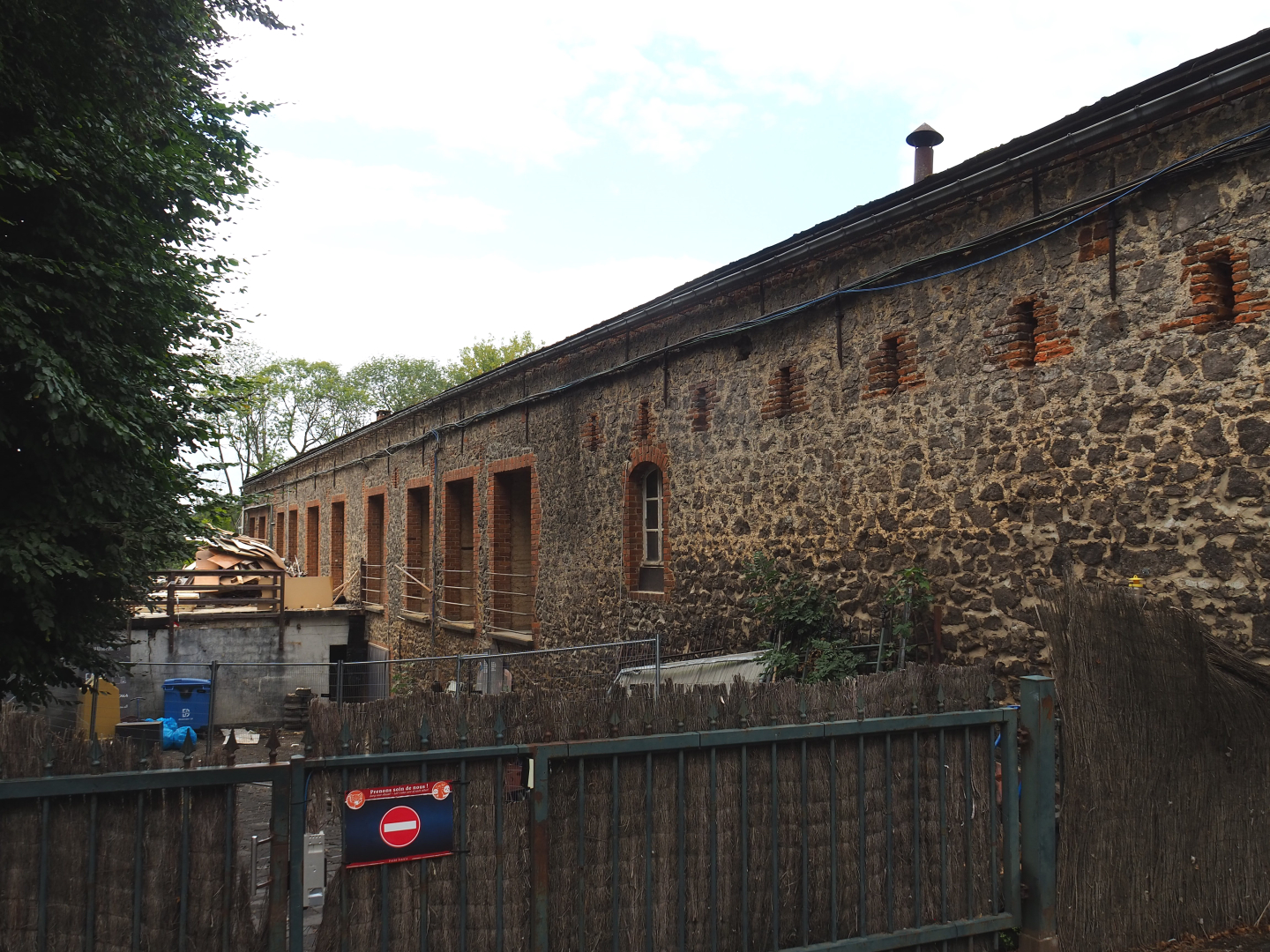 Renovation of shop and office buildings surrounding petting zoo/farm area, 2022-09-15