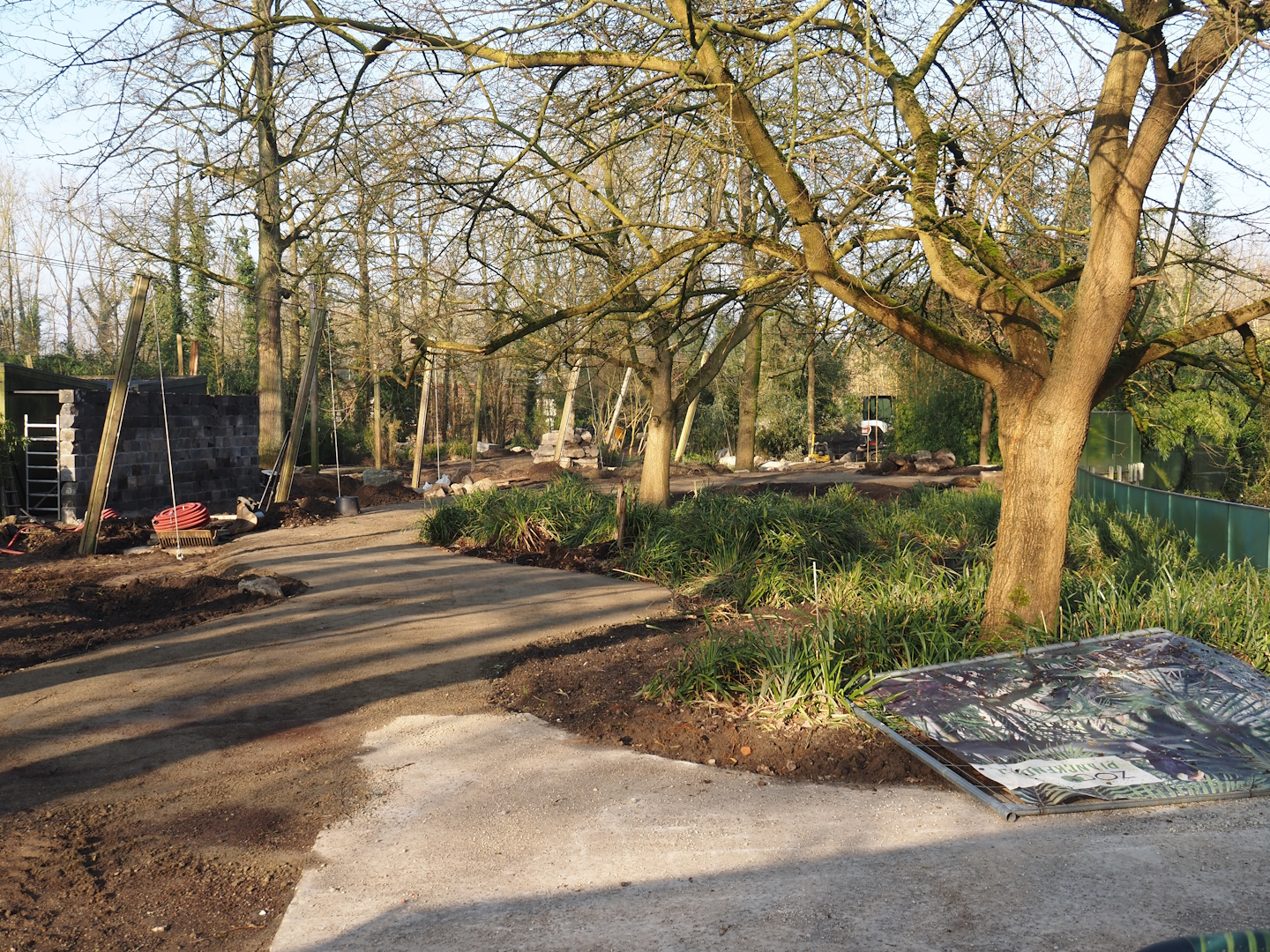 Renovation of the Asian aviaries and construction of a new walkway near the Asiatic lion exhibit, 2025-03-02