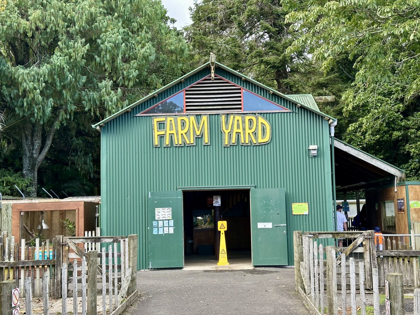 Reptile/Amphibian House