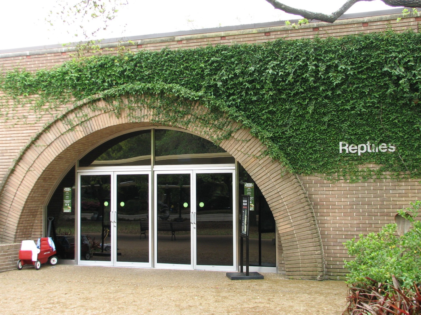 Reptile and Amphibian Building - Exterior