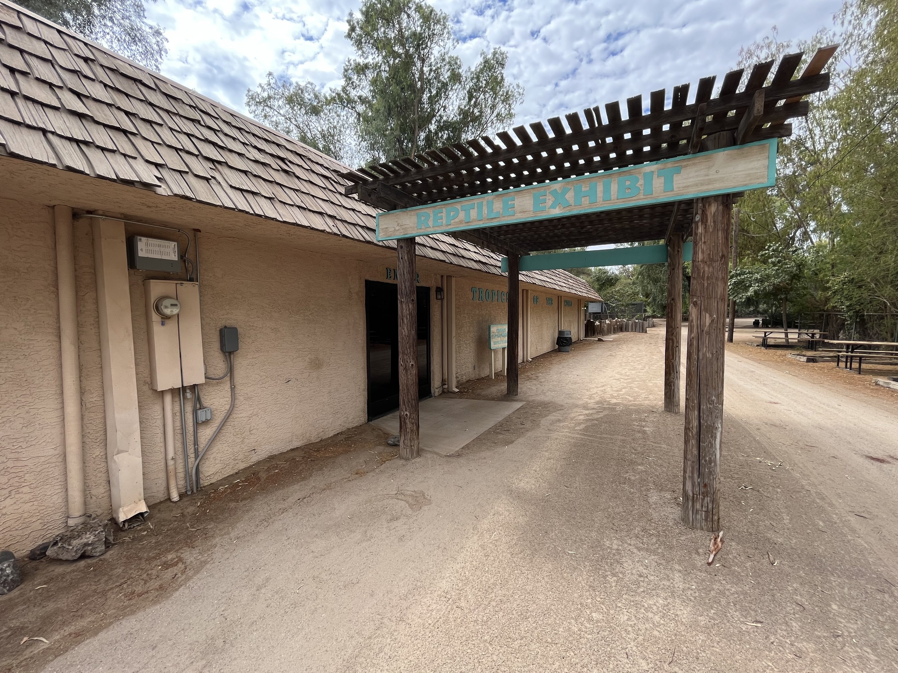 Reptile House - 53 exhibits