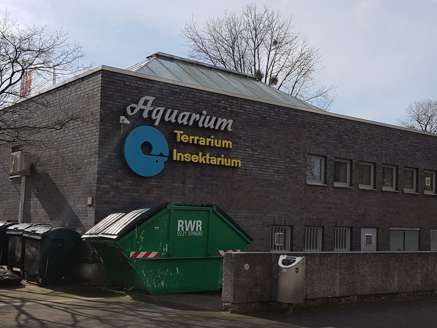 Reptile house  and aquarium