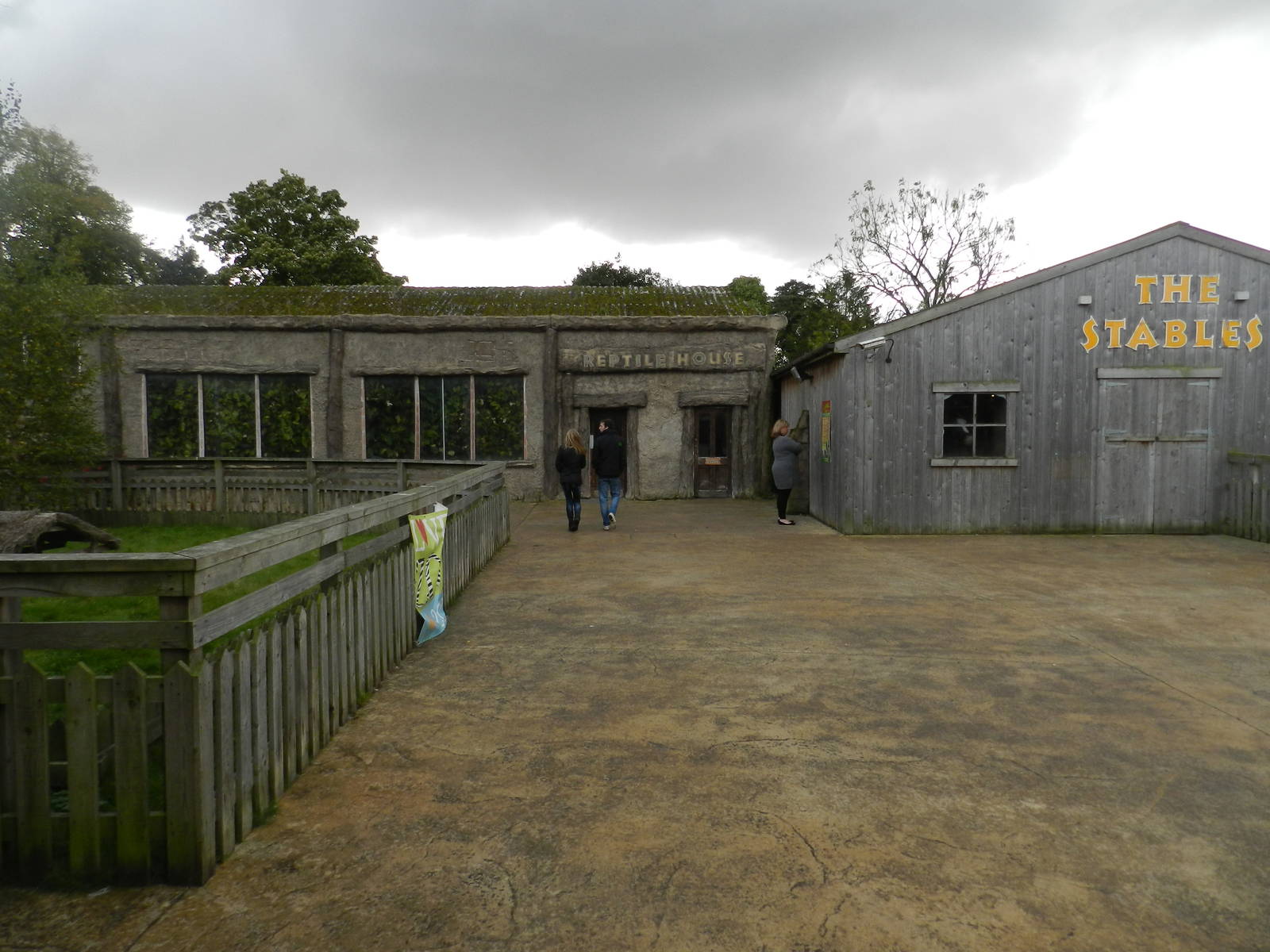 Reptile House Exterior at Flamingo Land - 14/10/2012