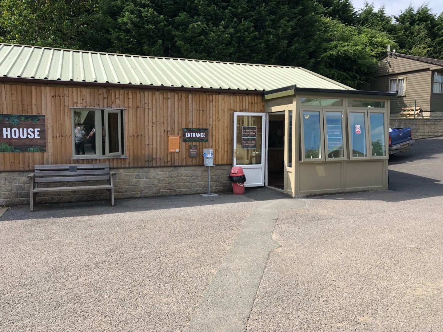 Reptile House Exterior at Ponderosa Zoo (July 2021)