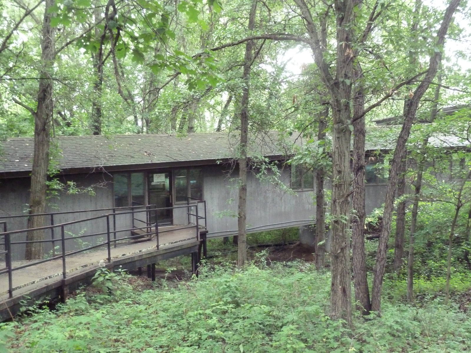 Reptile House (exterior)