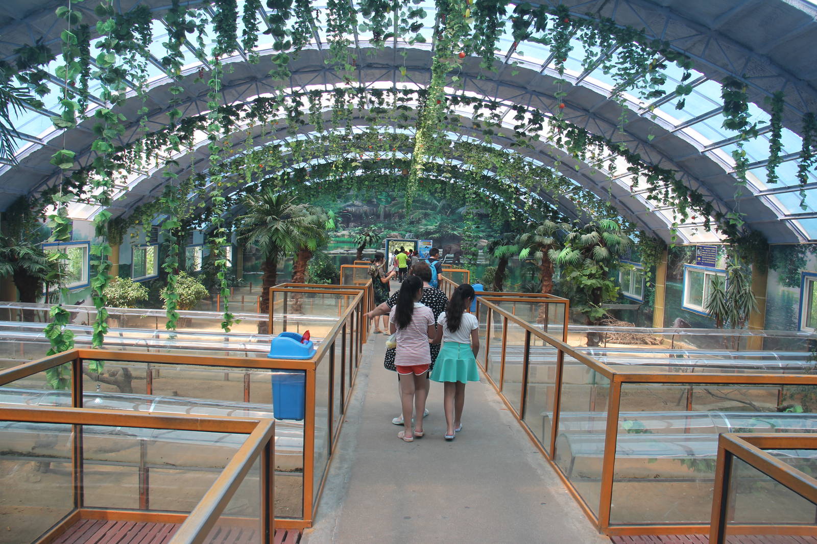 Reptile house