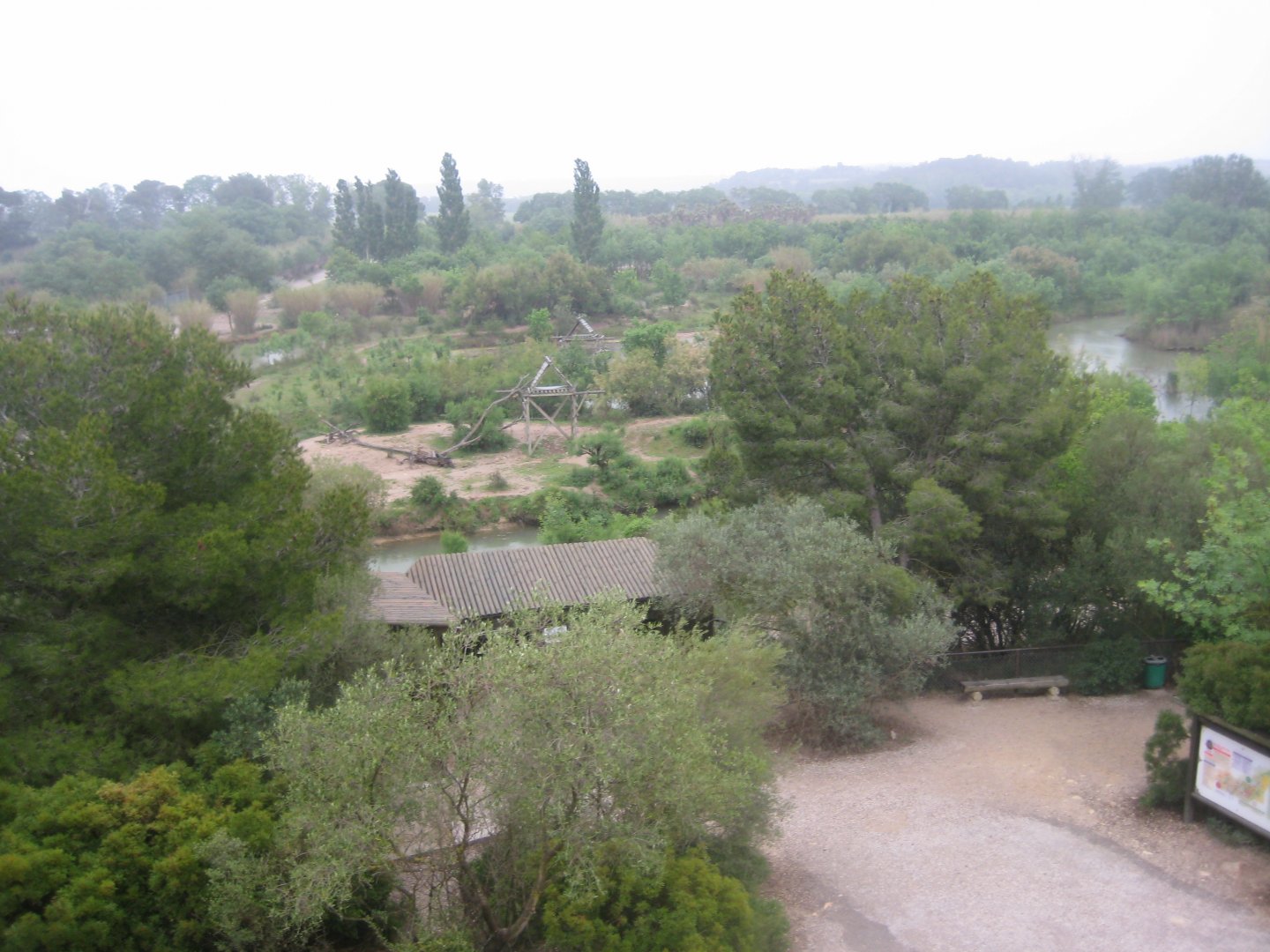 Reserve Africaine de Sigean - Chimpanzee islands