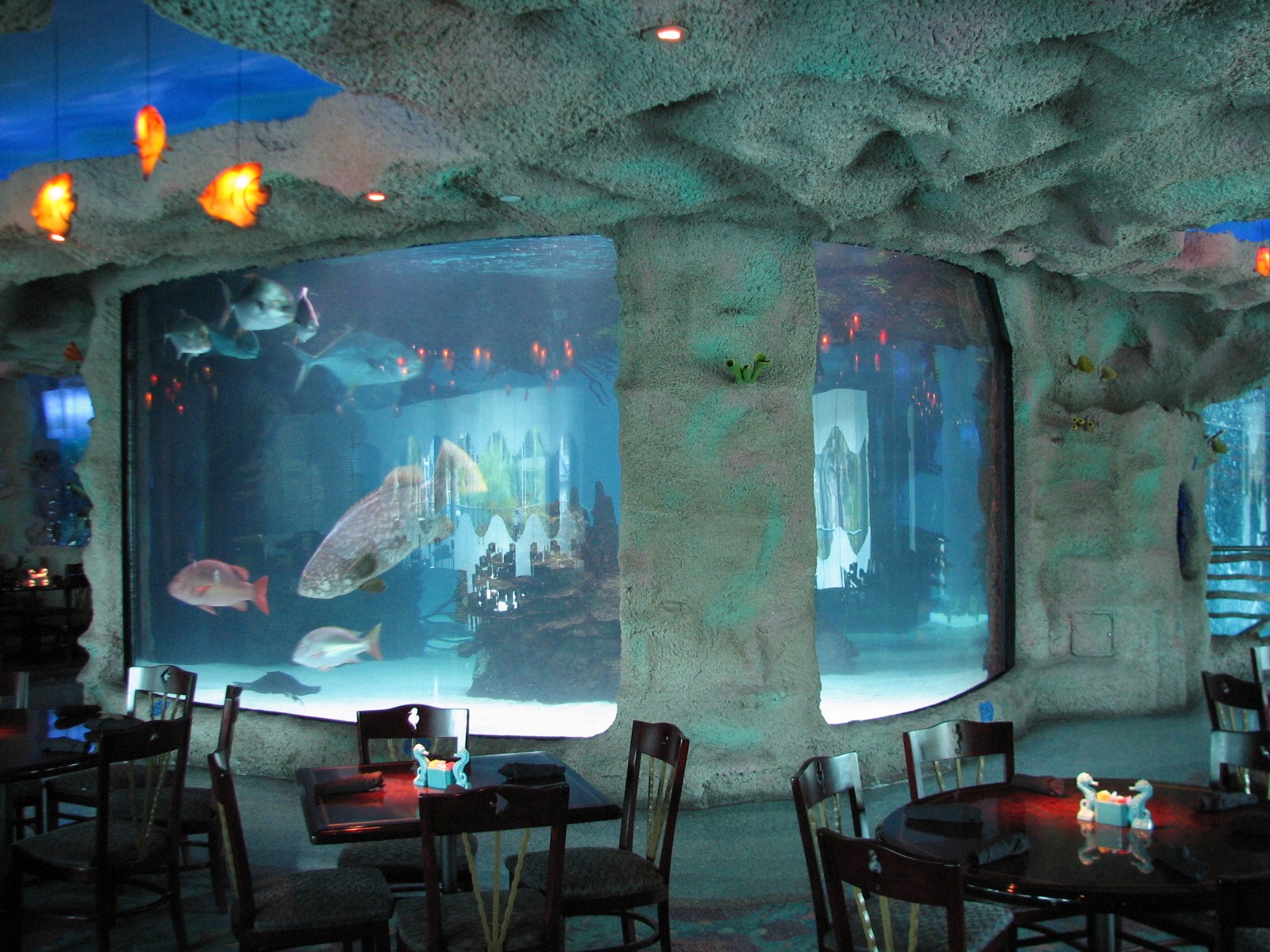 Restaurant - 150,000 Gallon Tank
