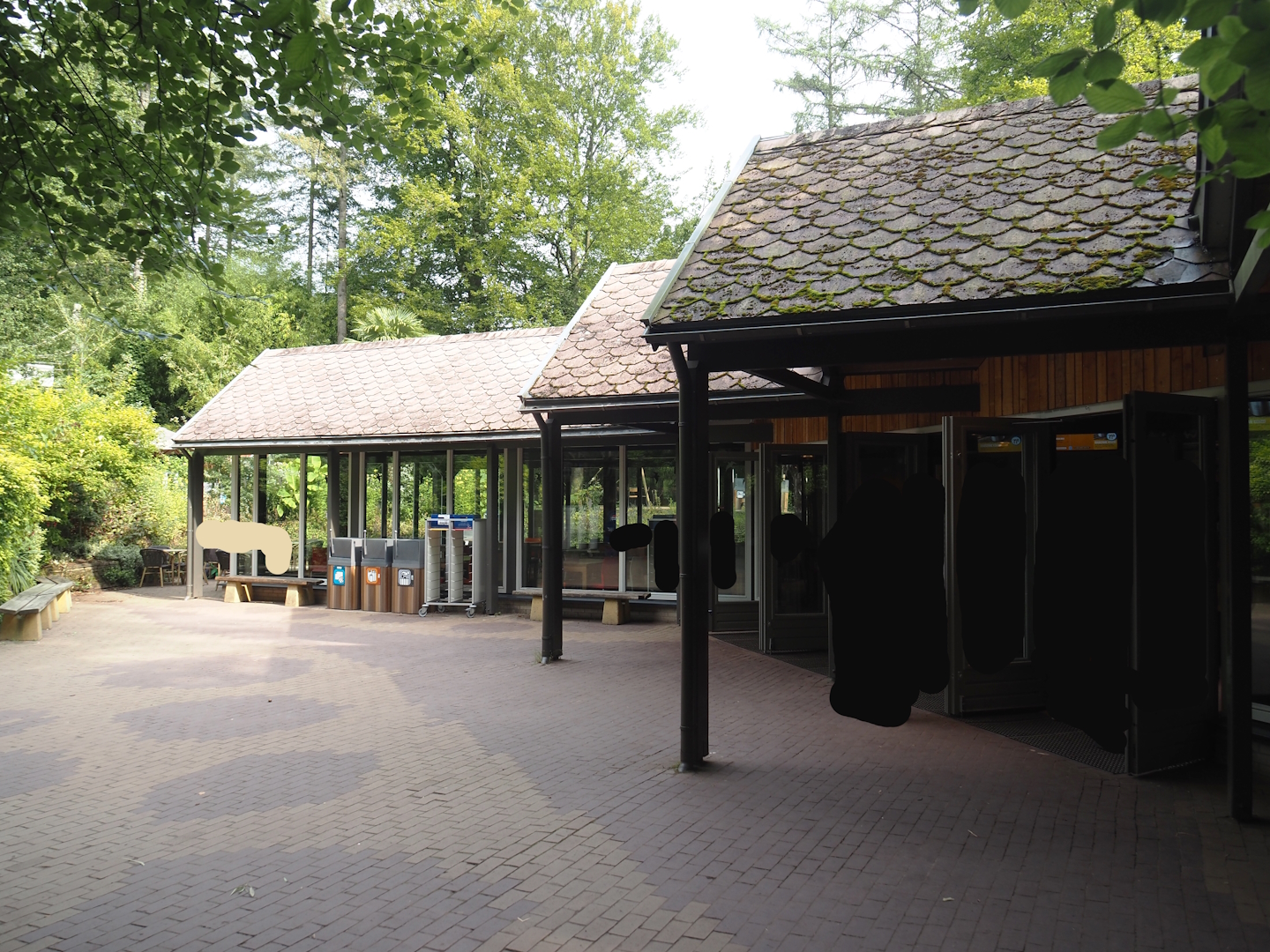 Restaurant building, 2024-08-18