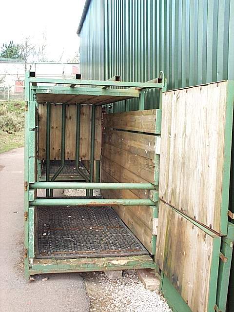 rhino transportation box