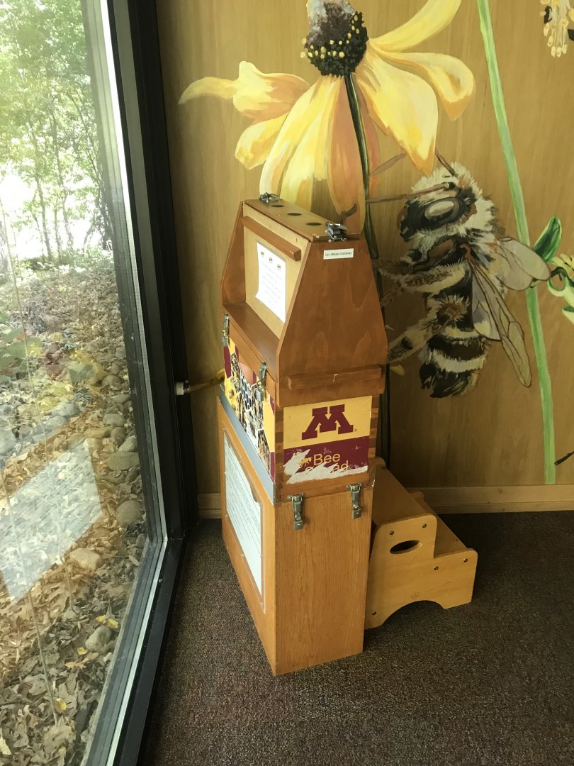 Richardson Nature Center - Italian Honey Bee Colony