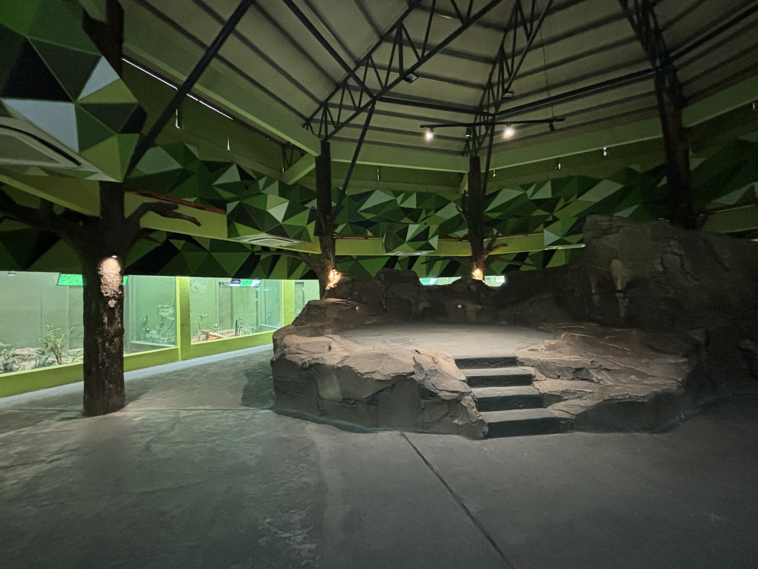 Rimba Reptilia Building