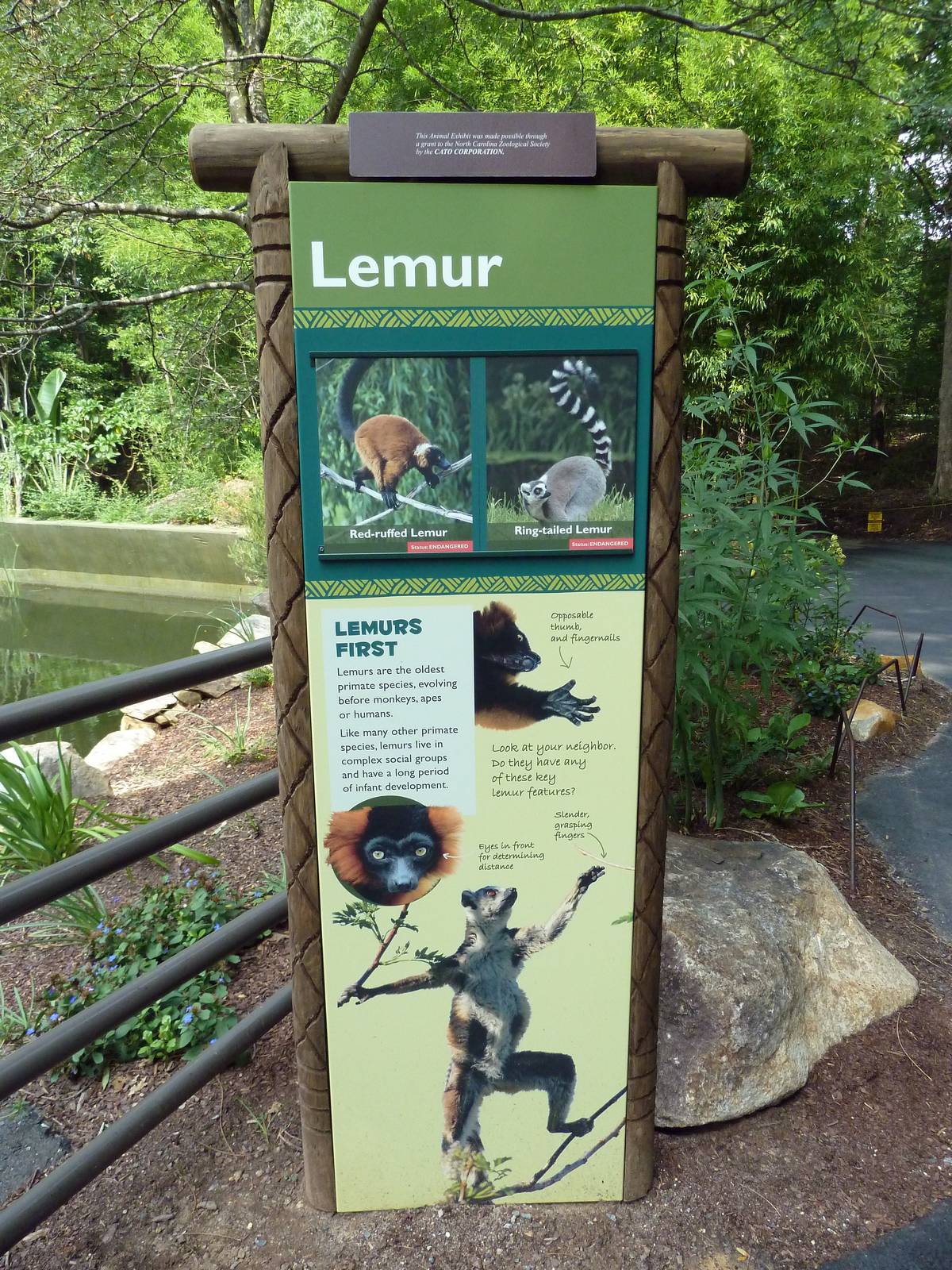 Ring-Tailed/Red Ruffed Lemur Island - Sign