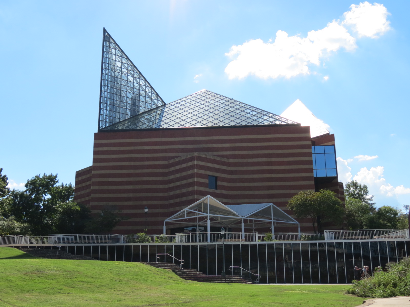 River Journey - Exterior