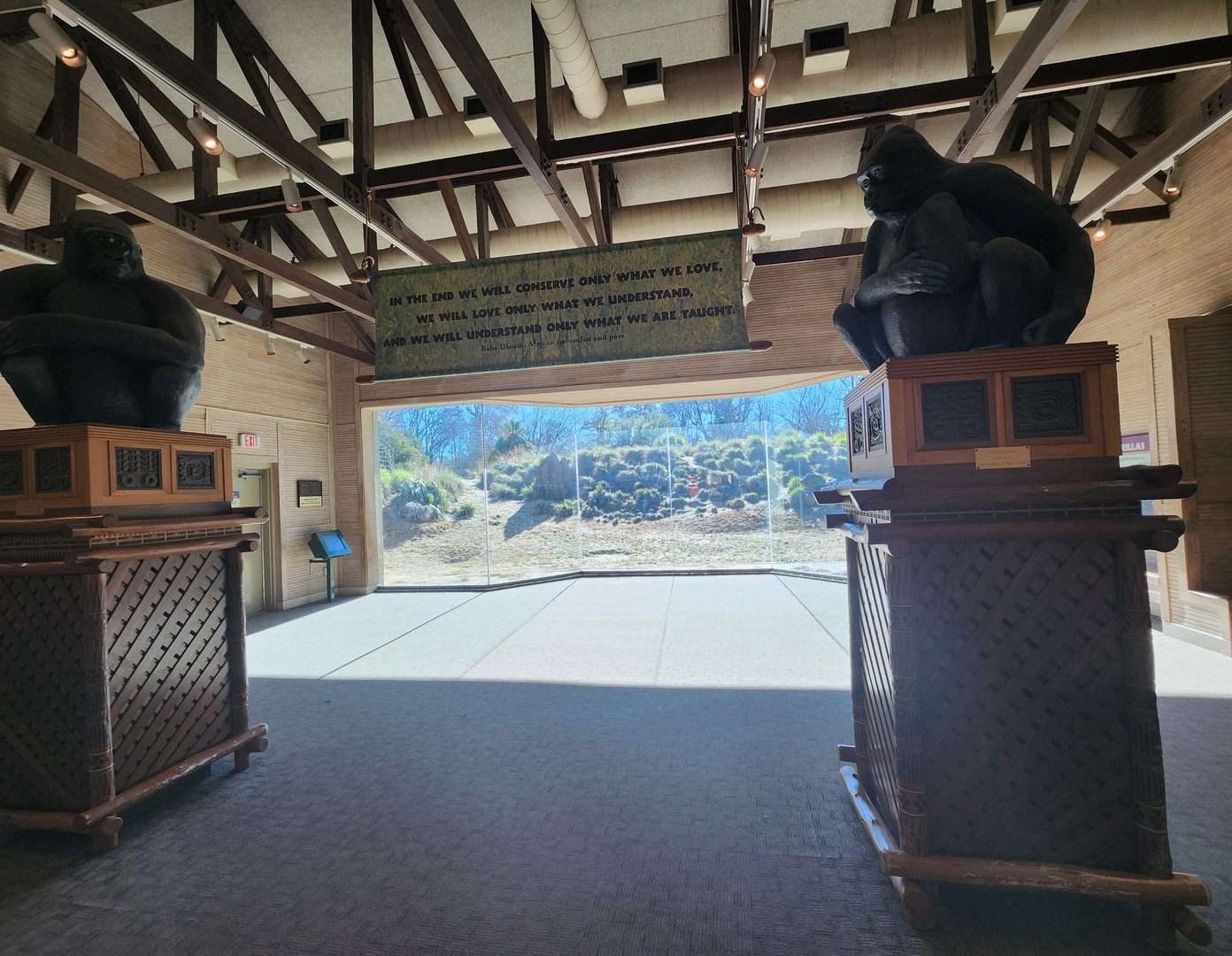 Riverbanks Zoo (2023) - Gorilla house