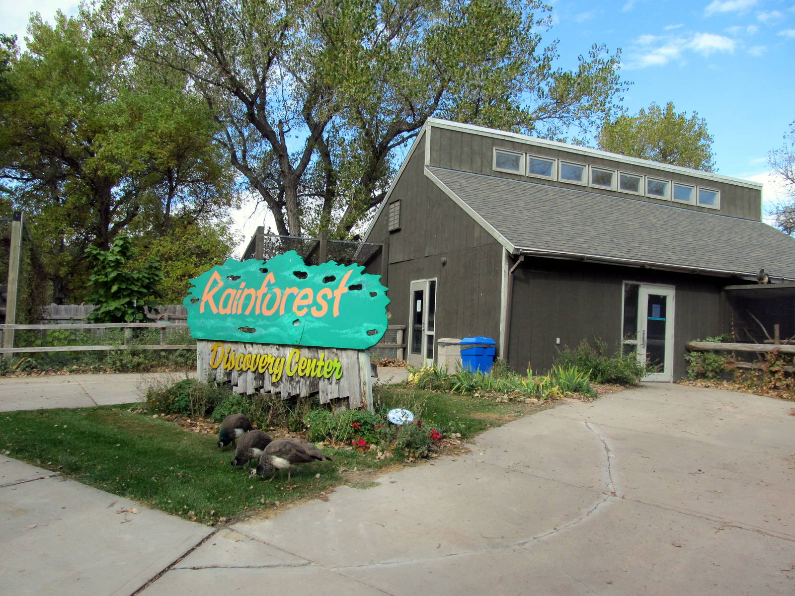 Riverside Zoo - Rainforest Discovery Center