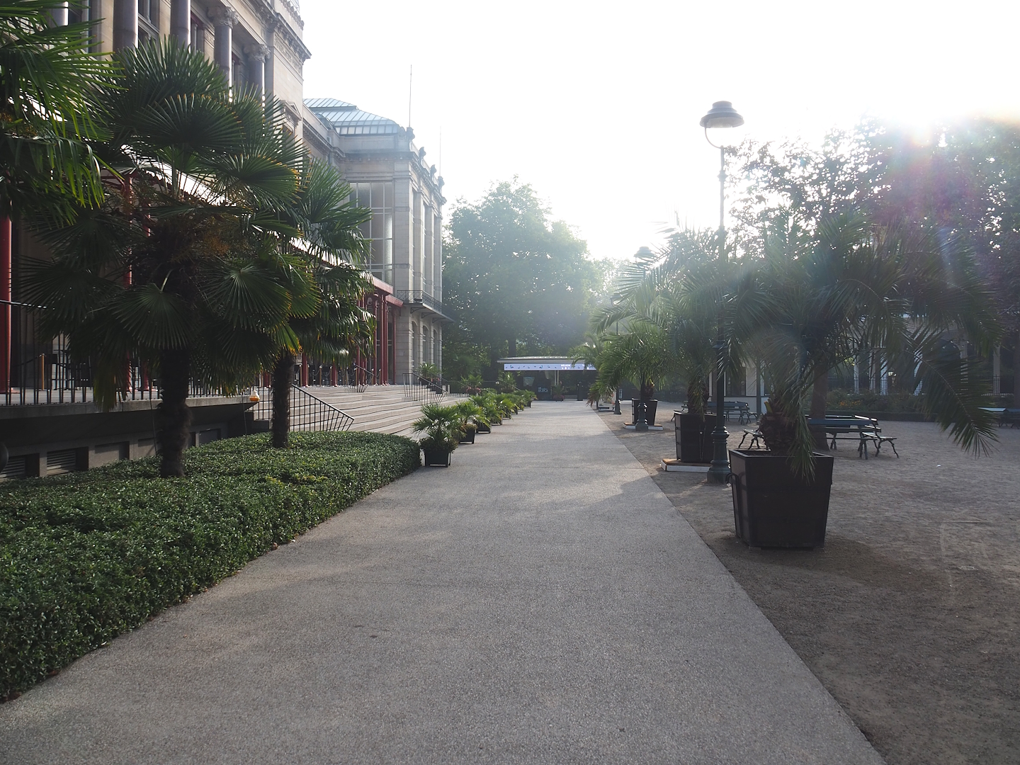 Road to ticket/membercard checkpoint an entrance alongside administration and conference building, 2022-09-04