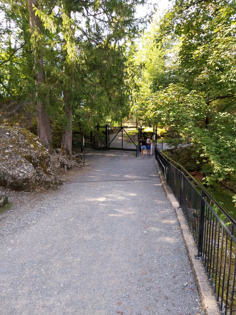 Rock & Wald tour - start of the walkable area