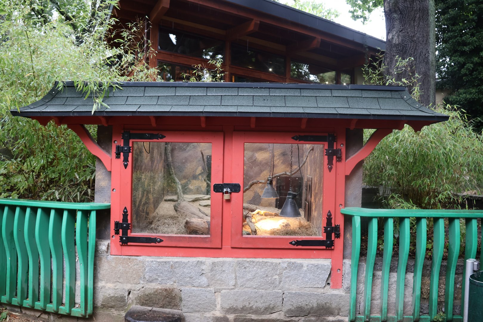 rodent or reptile exhibit