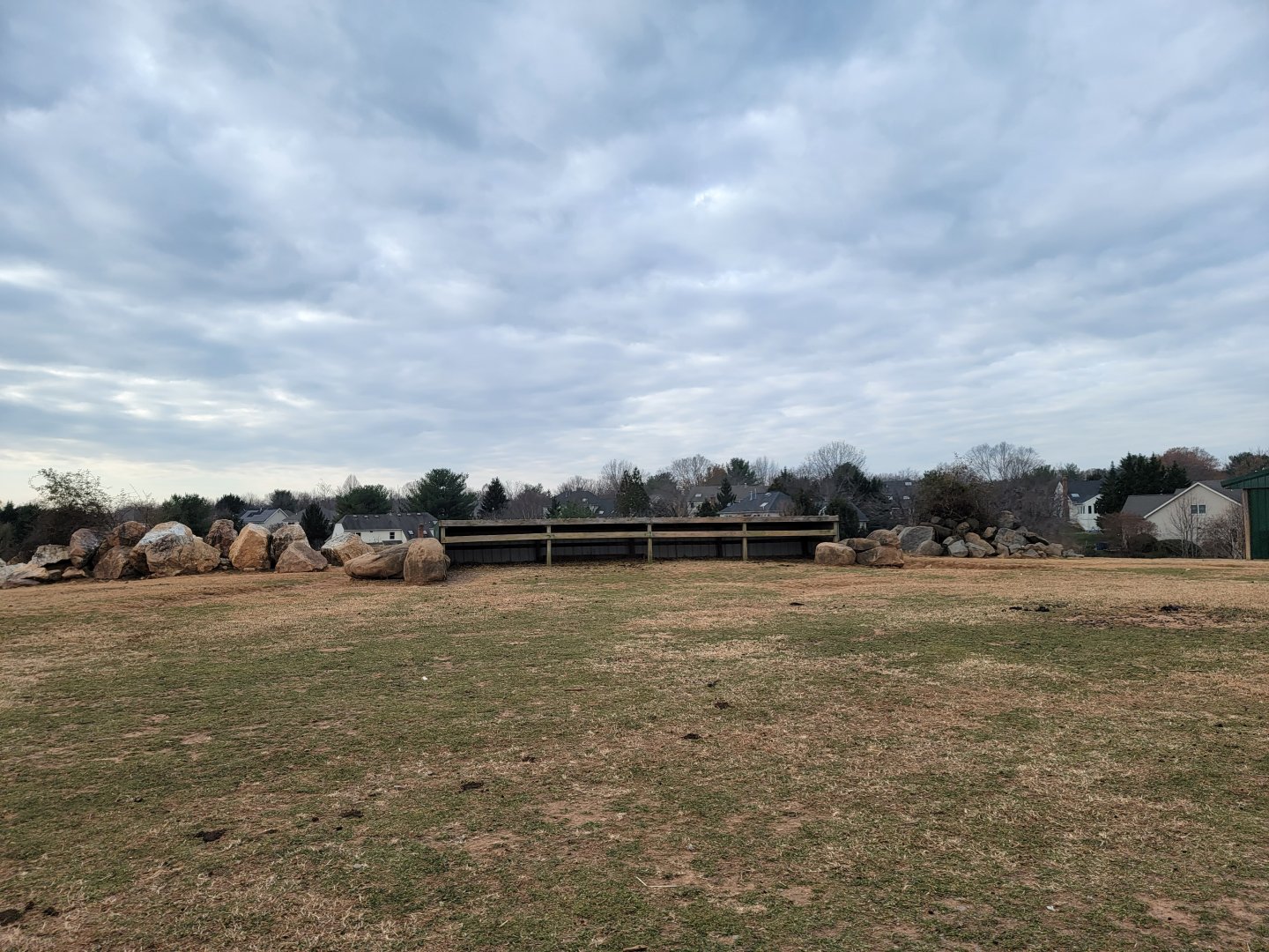 Roer's Zoofari - Another shelter, this one lower