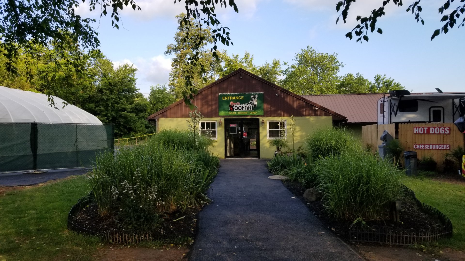 Roer's Zoofari - Entrance