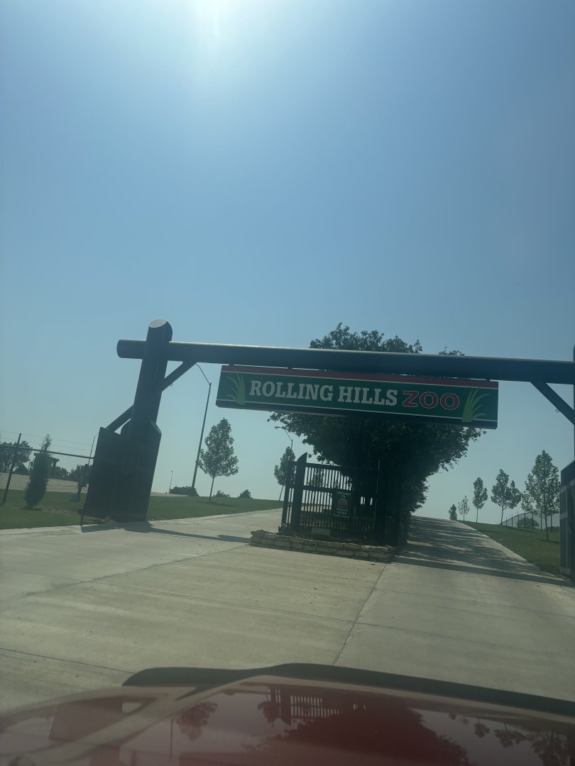 Rolling Hills Zoo Entrance