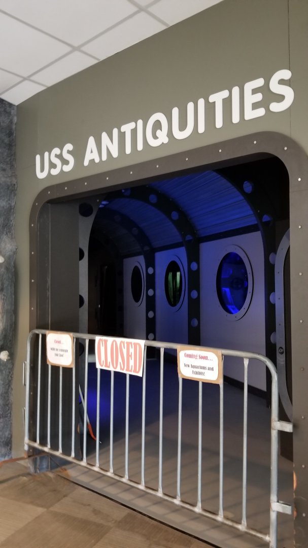 Rosamond Gifford - USS Antiquities (aquarium), closed