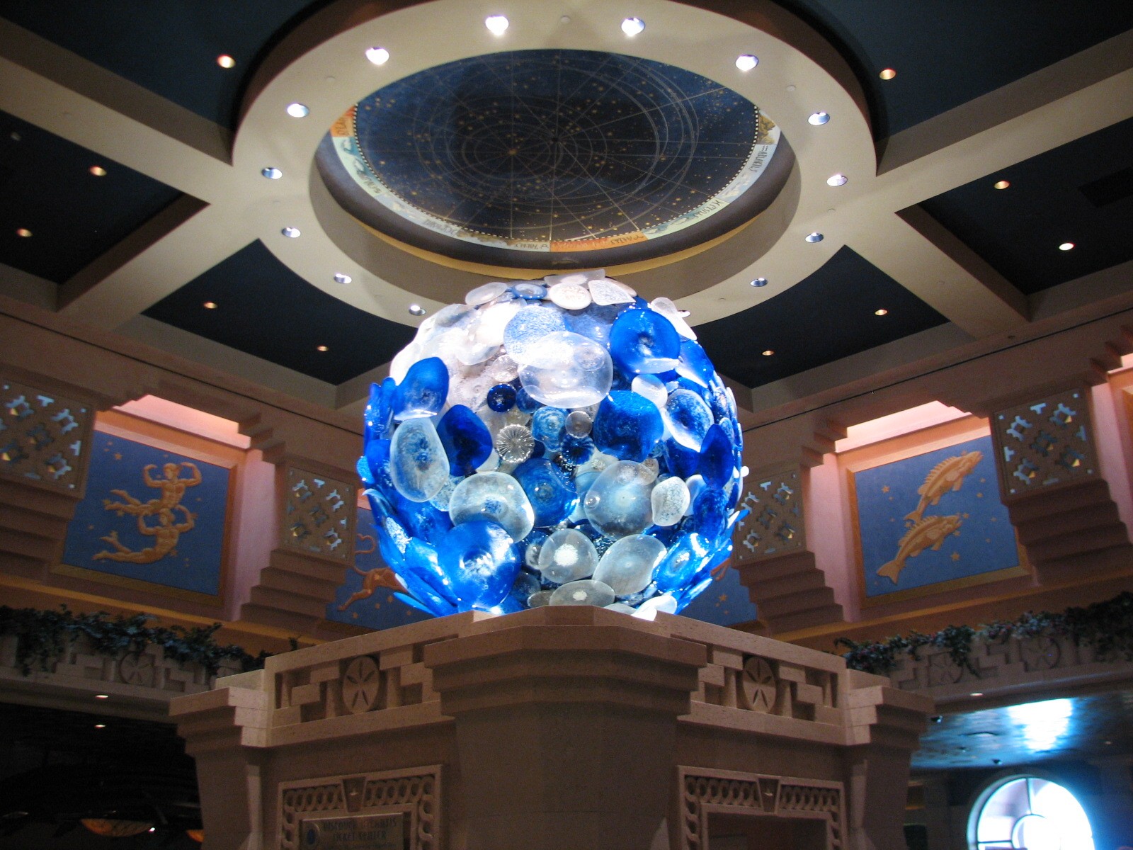 Royal Towers - Casino Interior