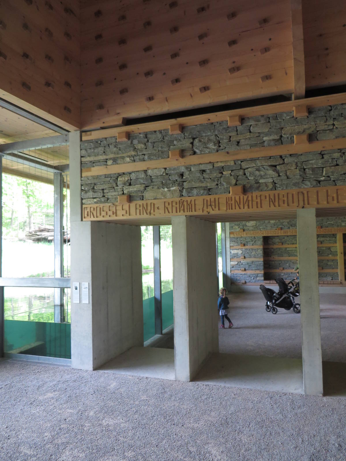 Russian brown bear enclosure