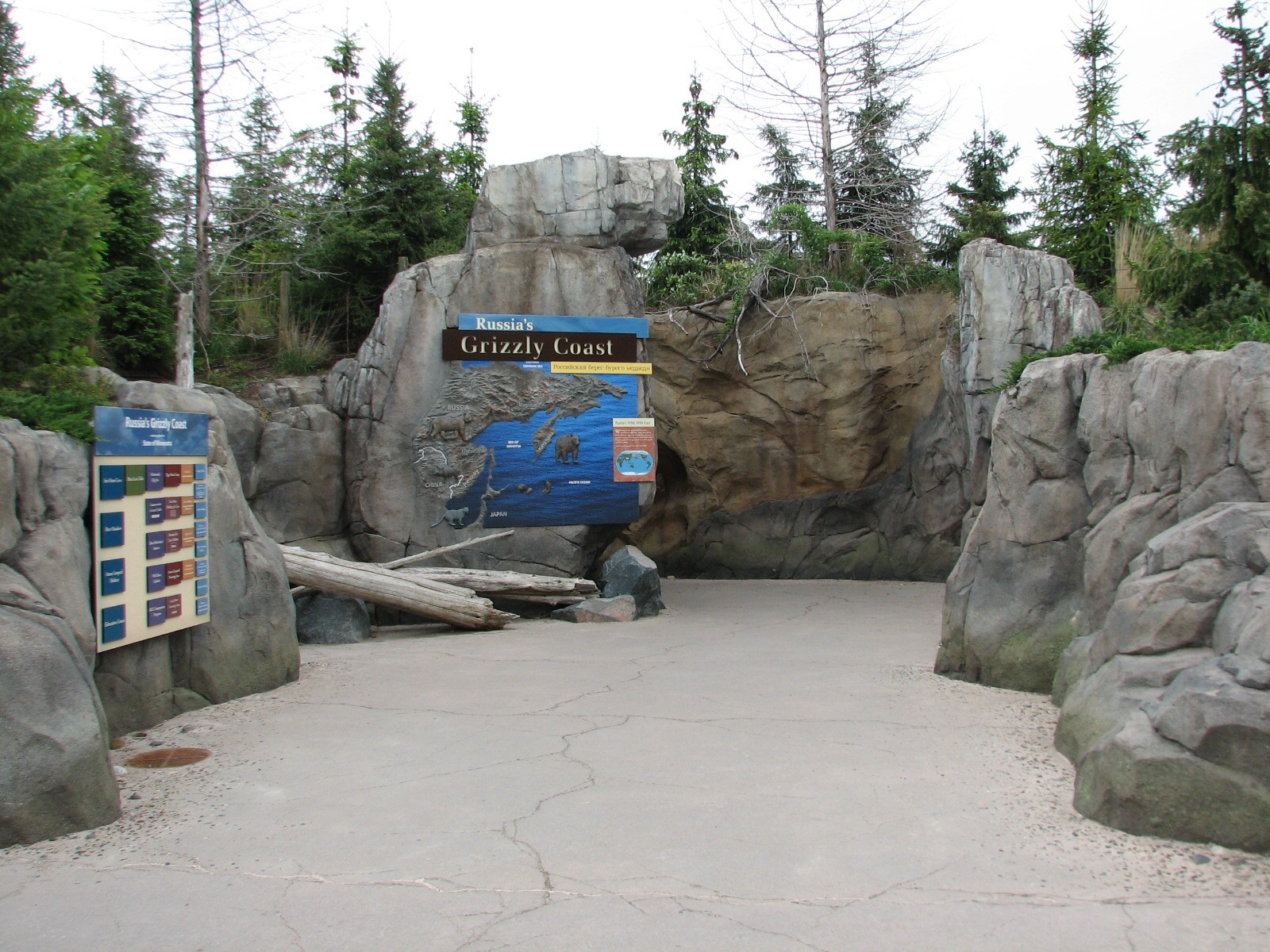 Russia's Grizzly Coast - Entrance