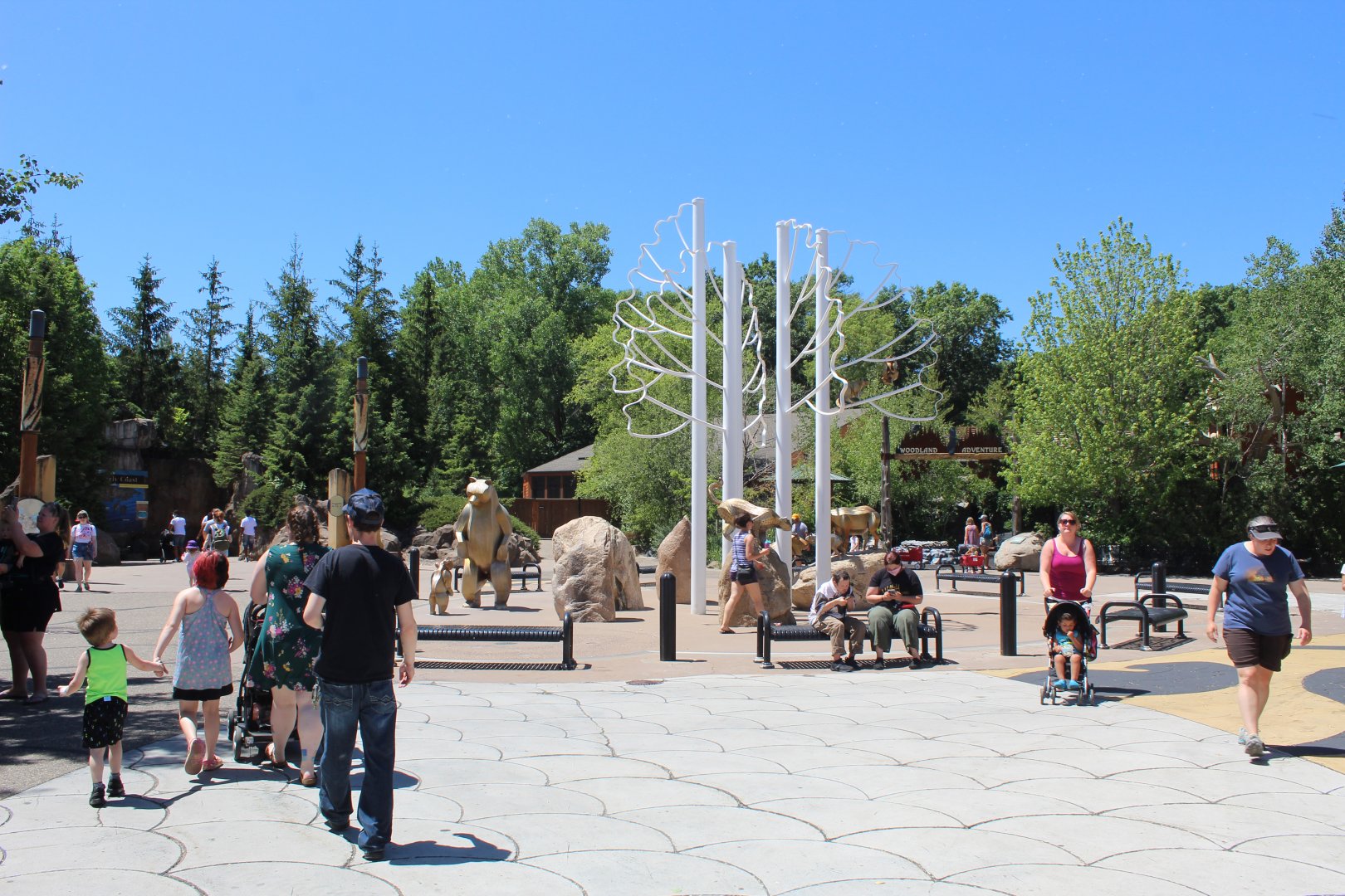 Russia's Grizzly Coast Plaza