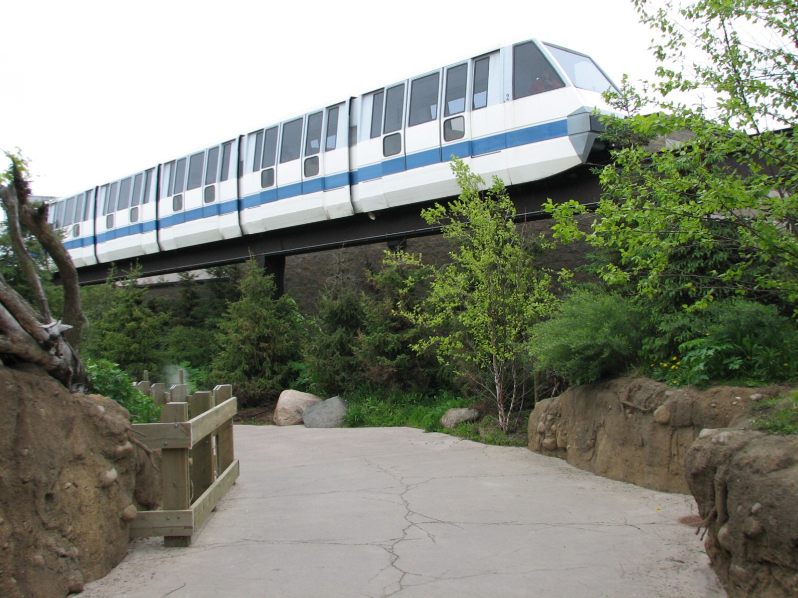 Russia's Grizzly Coast - Subarctic North - Monorail