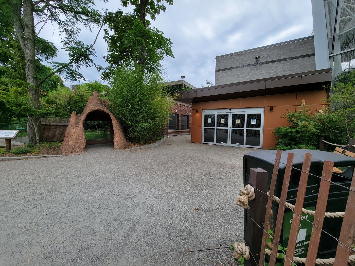 RWPZ 7/22 - Faces of the Rainforest exit, anteater viewing