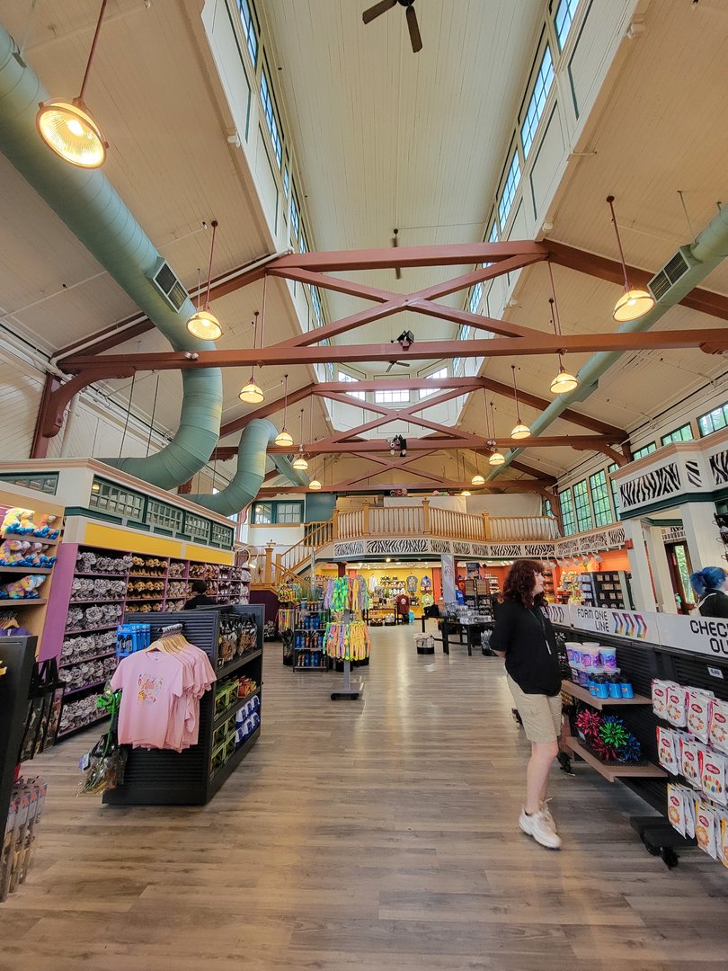 RWPZ 7/22 - Inside Zoo Menagerie building, now gift shop