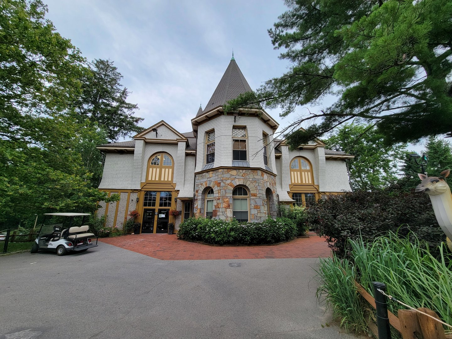 RWPZ 7/22 - Sophie Danforth Administration Building