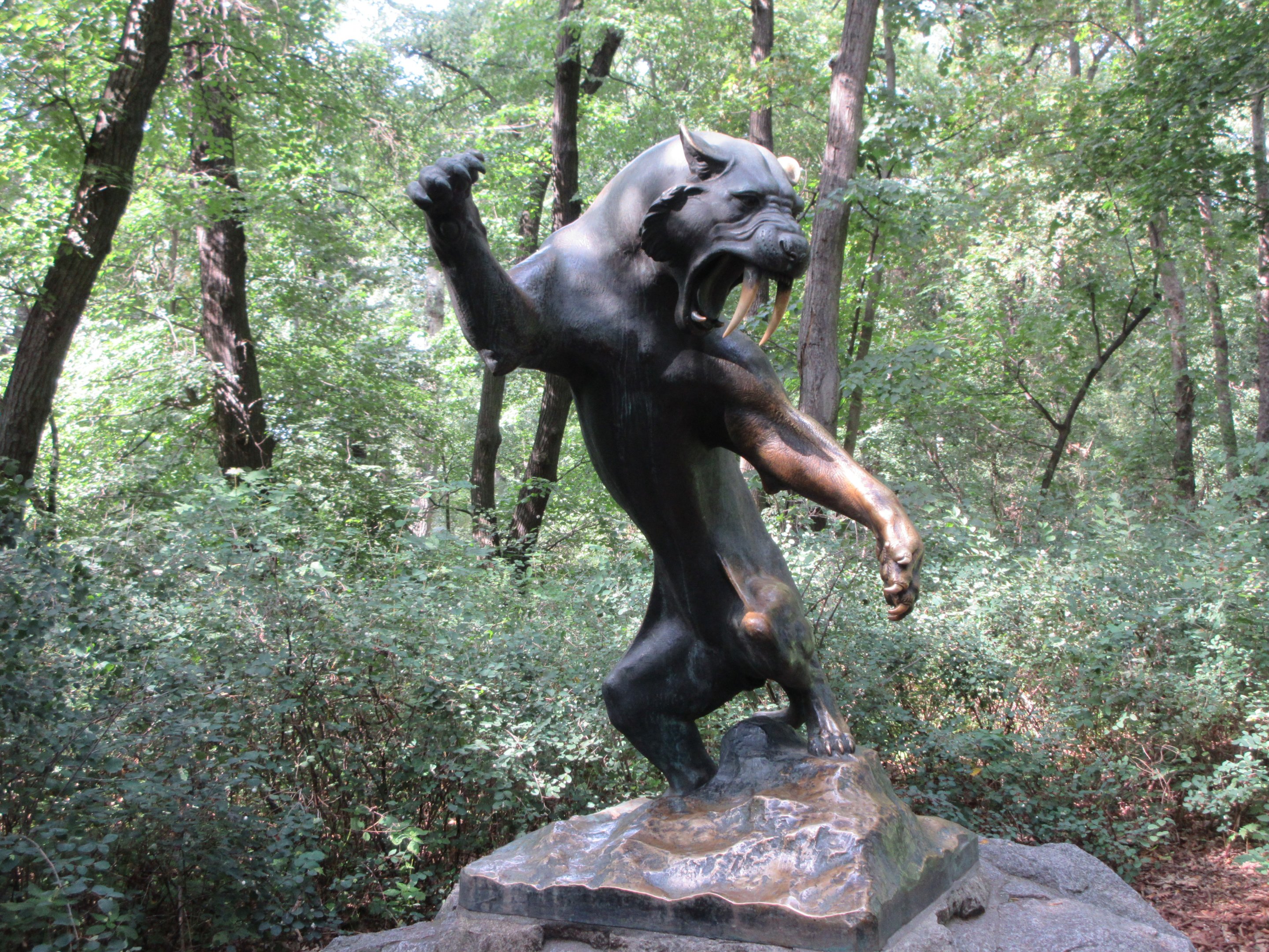 Sabre-tooted Cat Statue