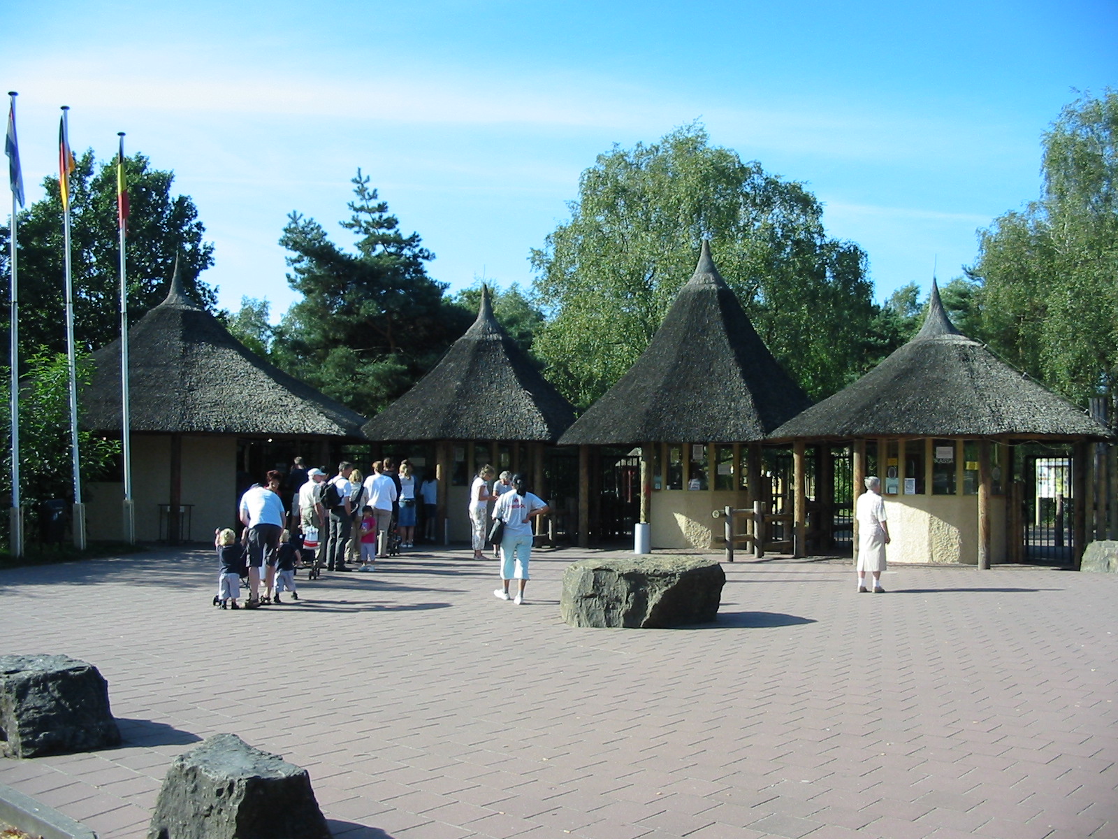 Safari Beekse Bergen 2004 - Main entrance