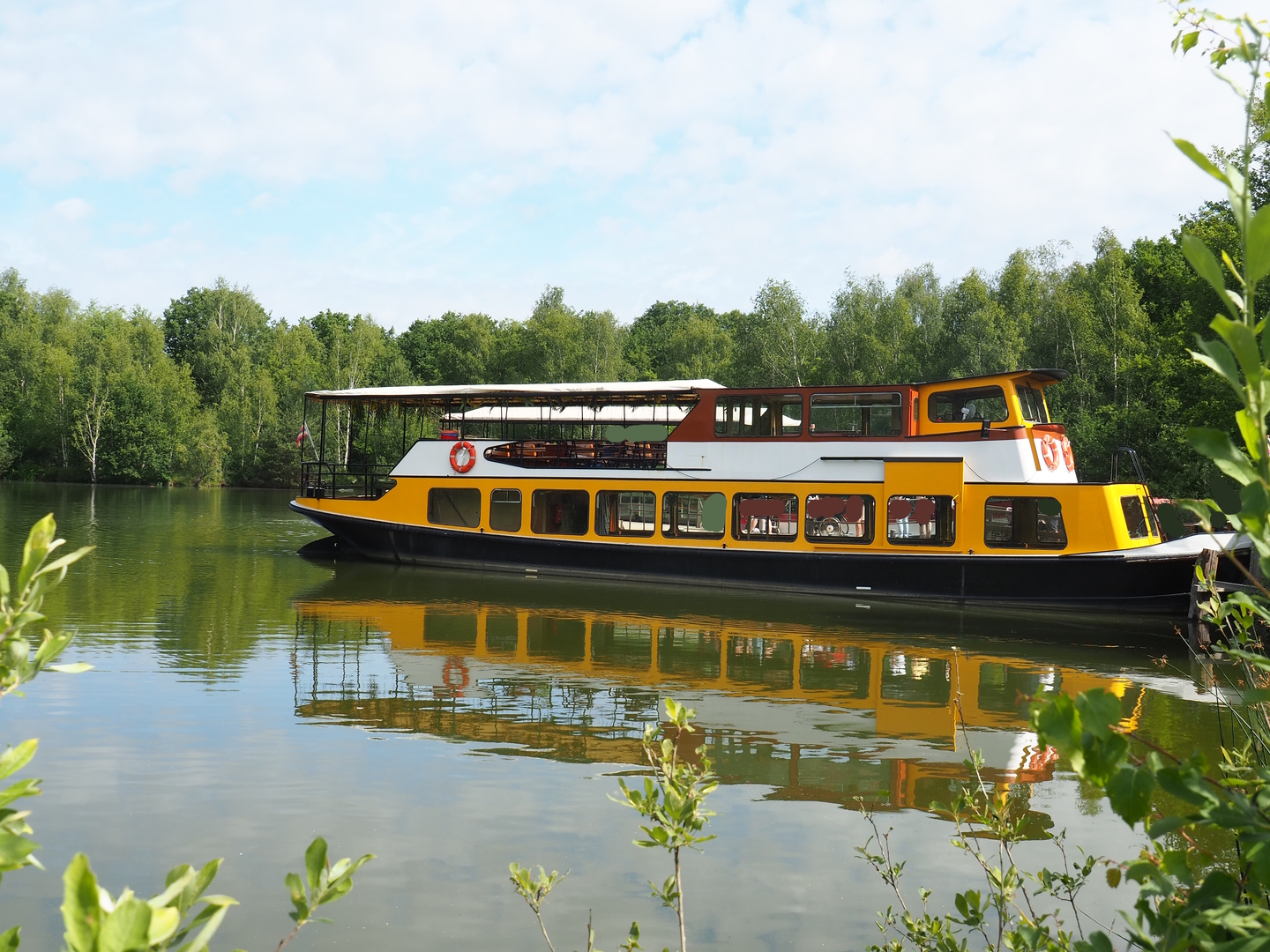 Safari boat, 2022-06-12