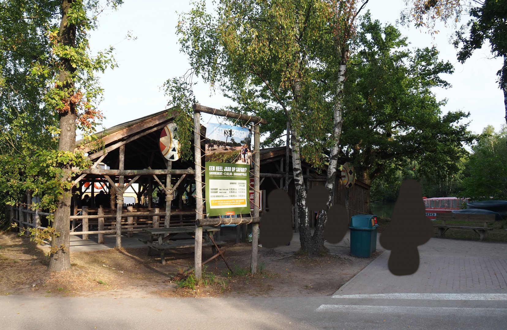 Safari boat dock,  2019-09-15