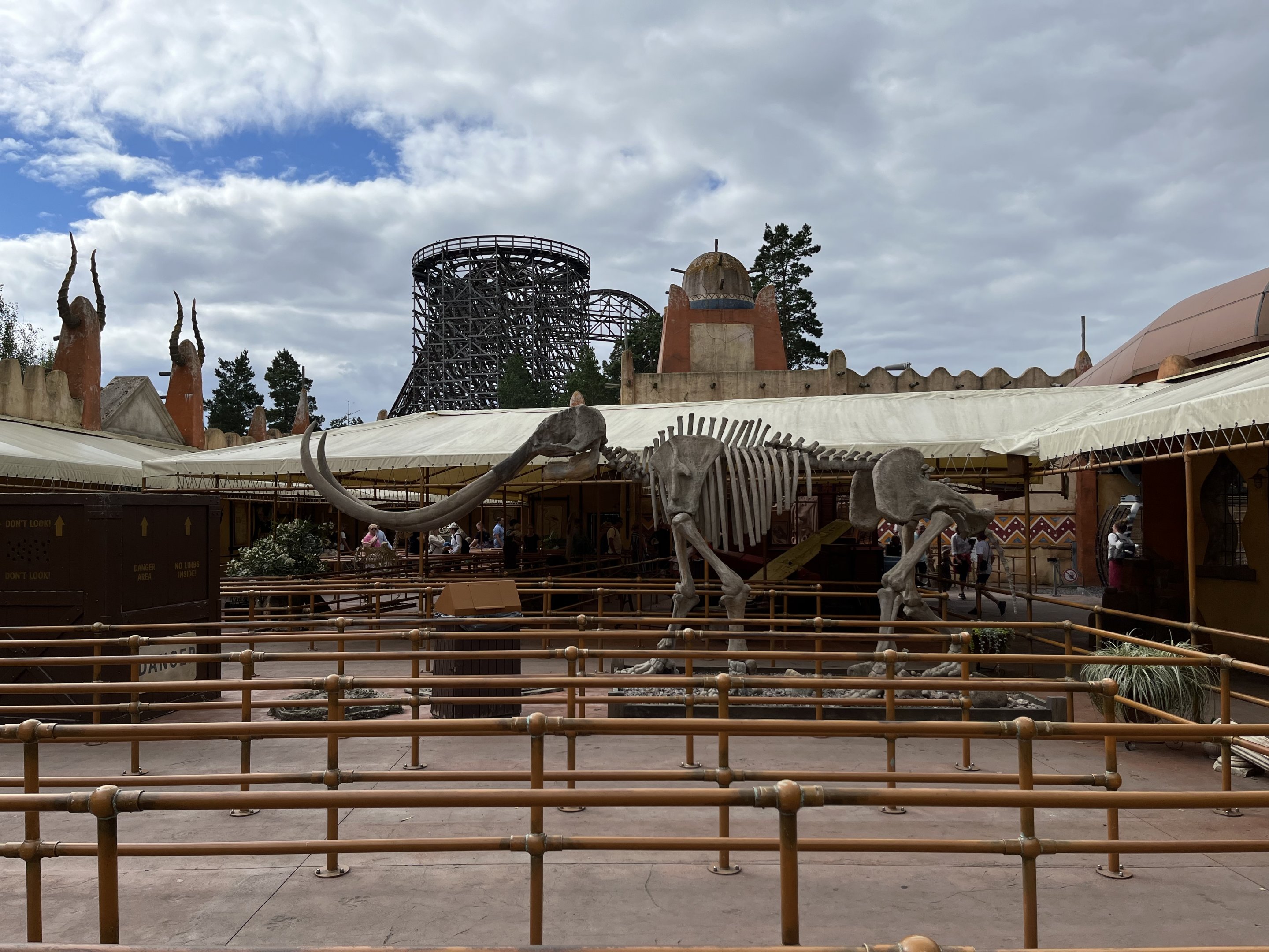 Safari Gondola Ride - waiting area