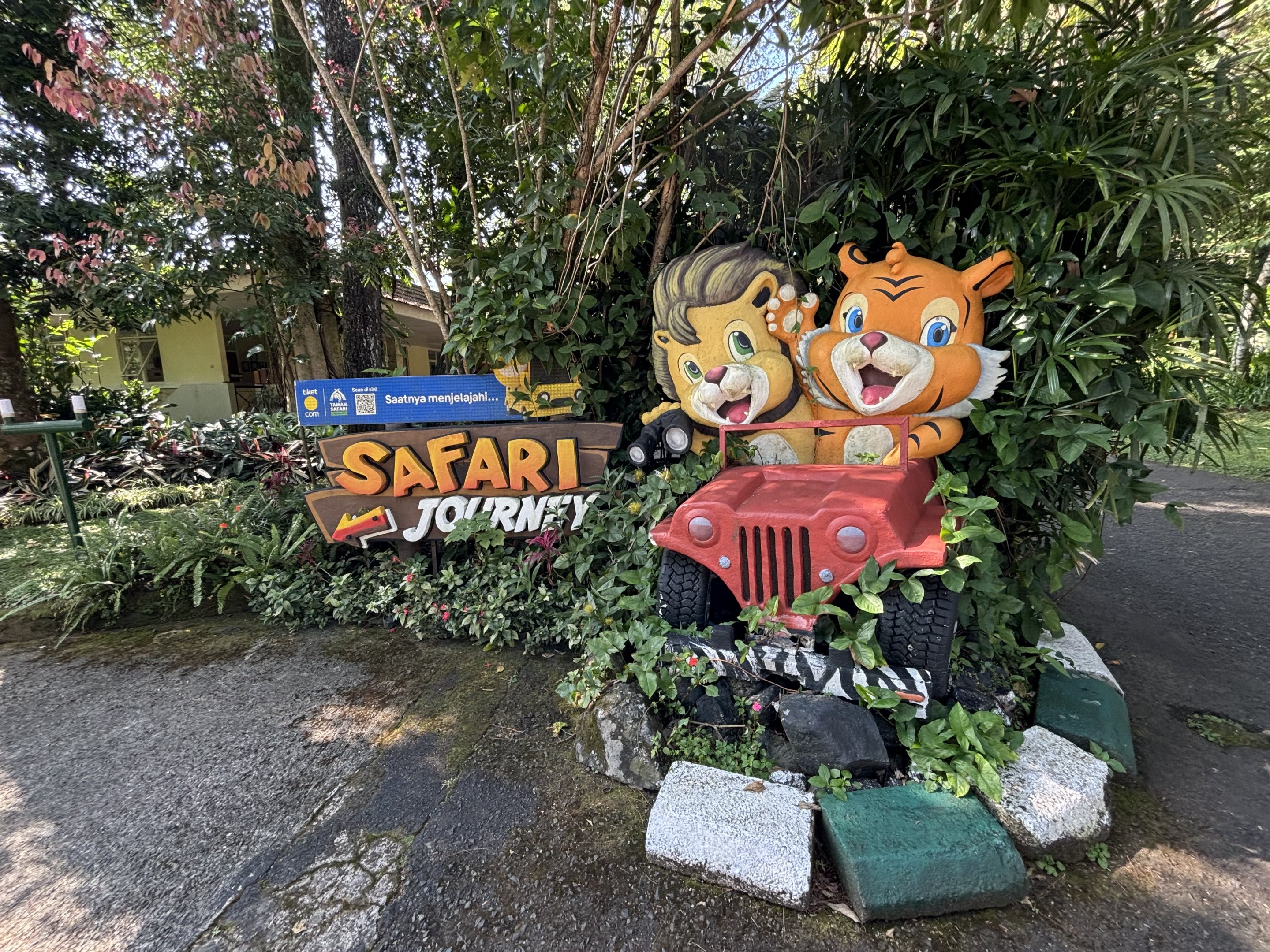 Safari Journey Entrance